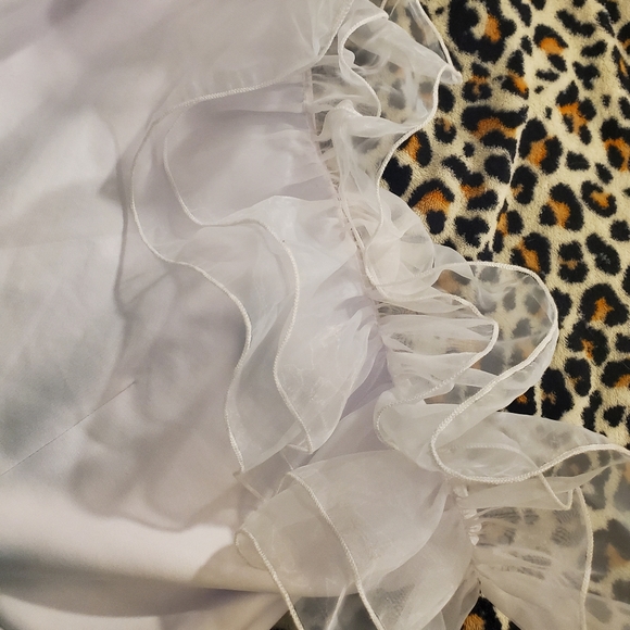 One shoulder peplum top🍒 - Picture 6 of 14